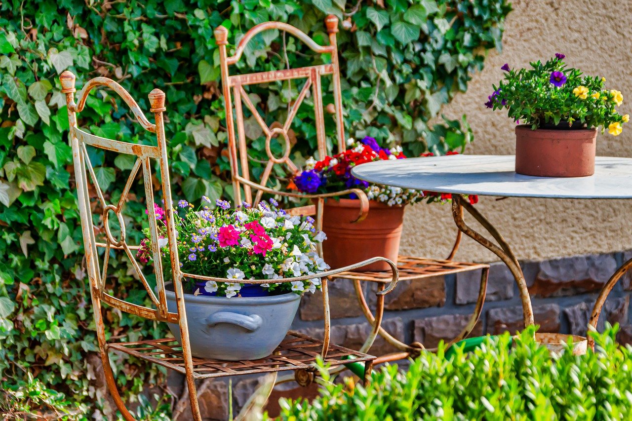 Fermob Gartenmöbel – Outdoor-Möbel aus Metall in französischen Designs